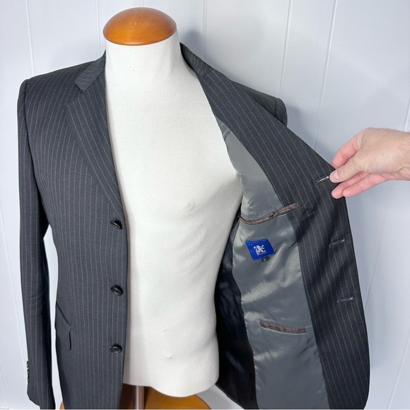 Paul Smith X R. Newbold Red & Gold Striped Gray Suit - Picture 8 of 12